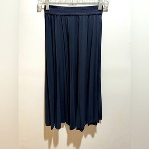 COPY - Pleated blue skirt H&M